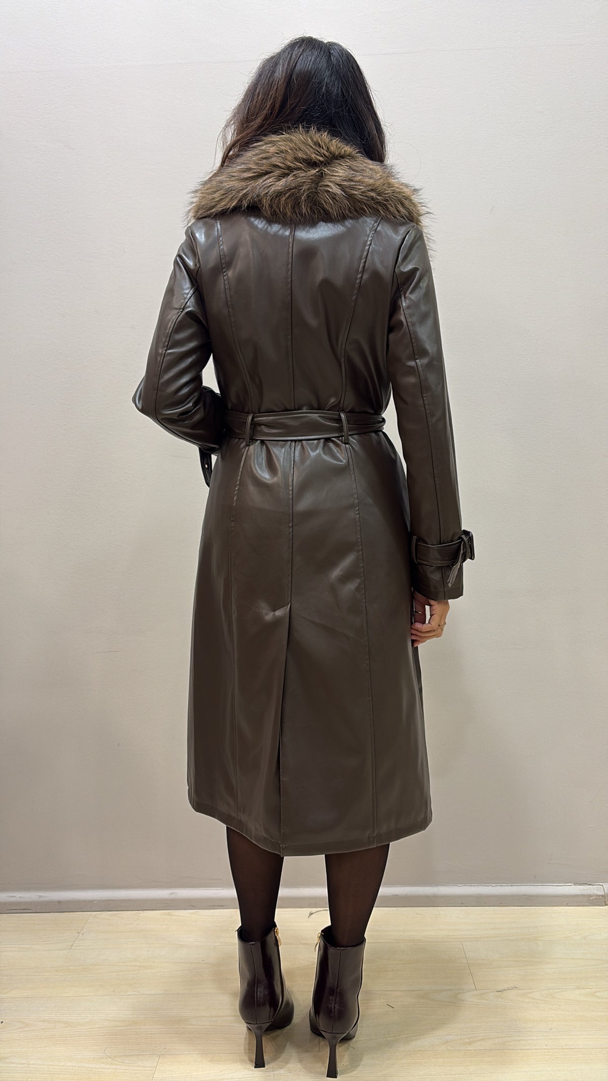 Trench ecopelle con collo in pelo Artigli E 5749