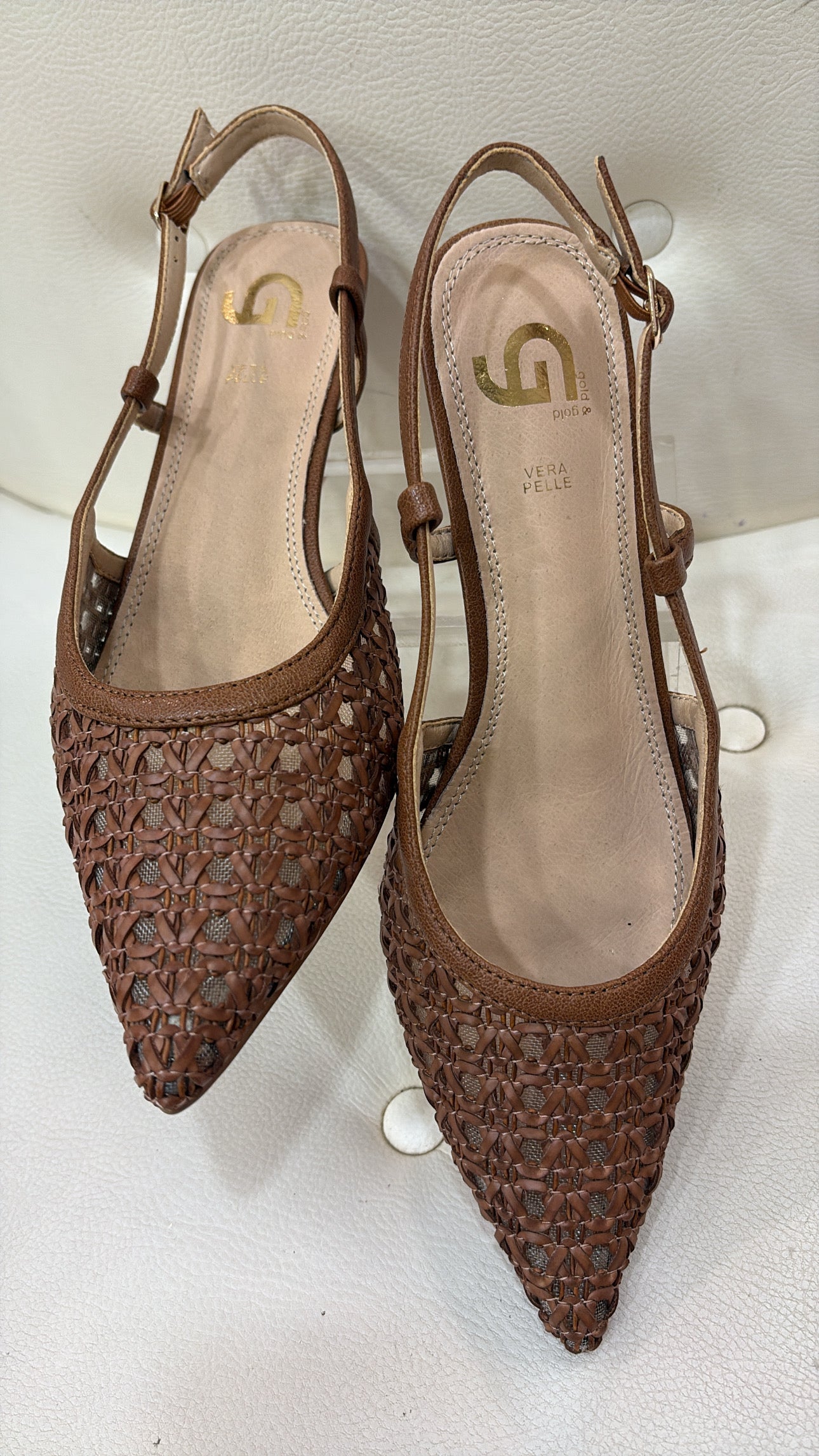 Sling Back