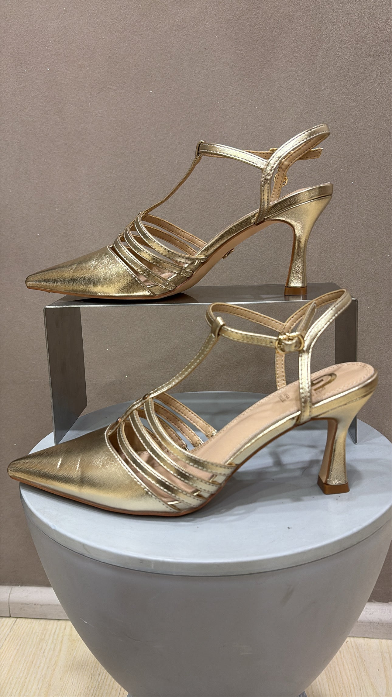 Decolte oro