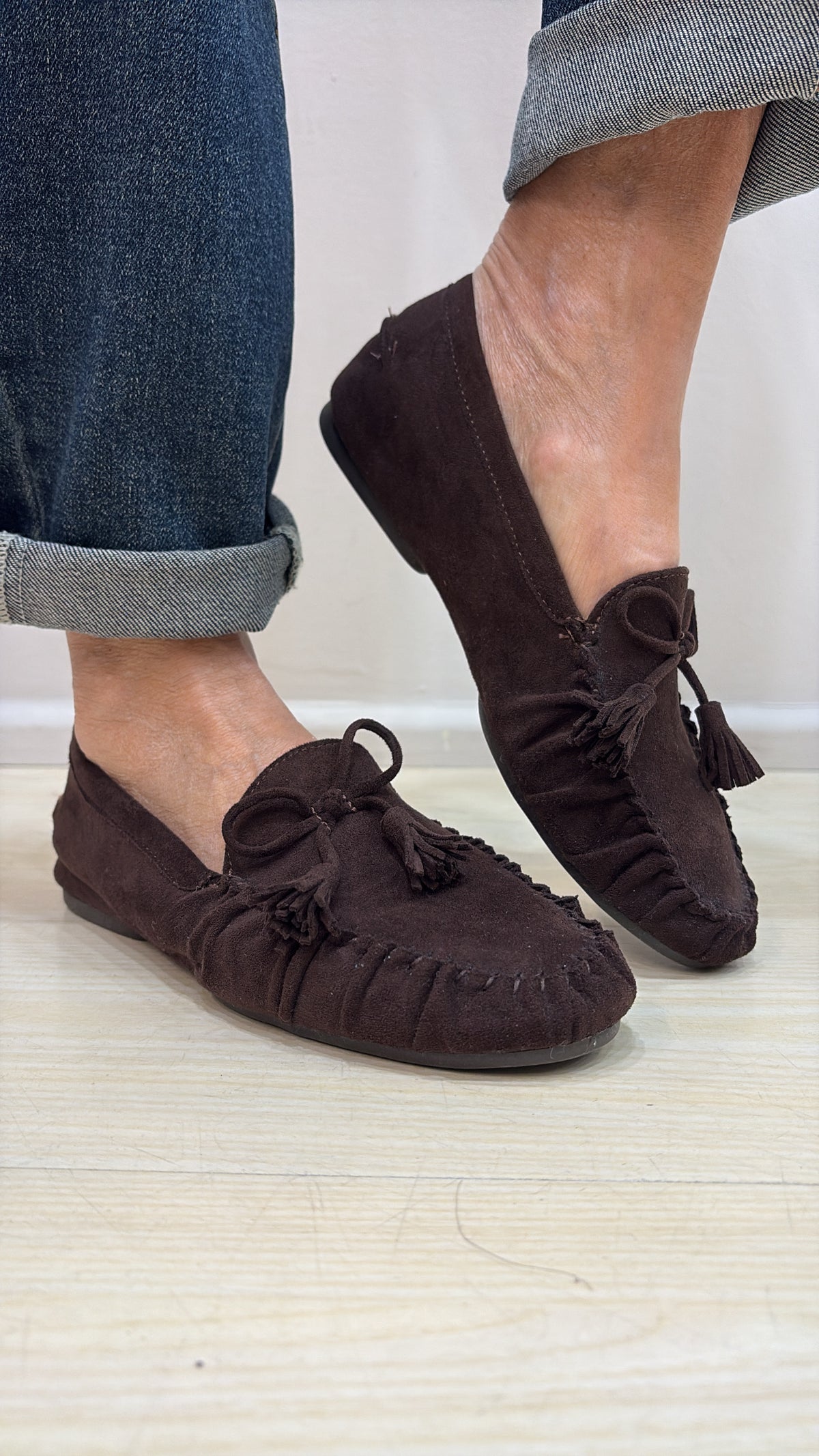 Mocassino con nappine E26