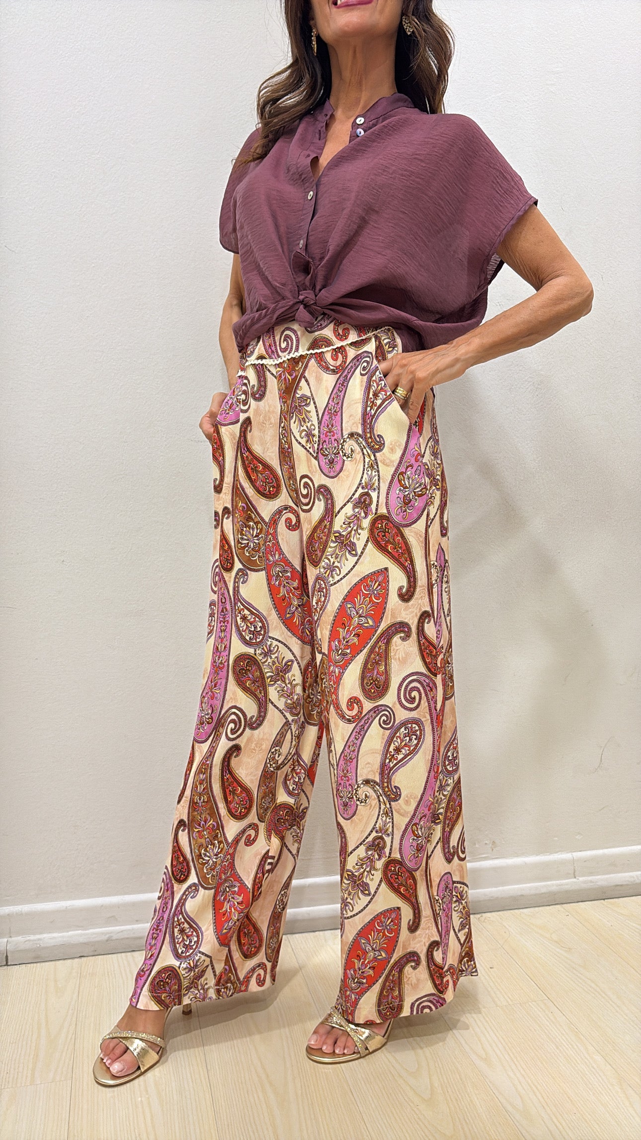 Pantalone con profilo macrame beige
