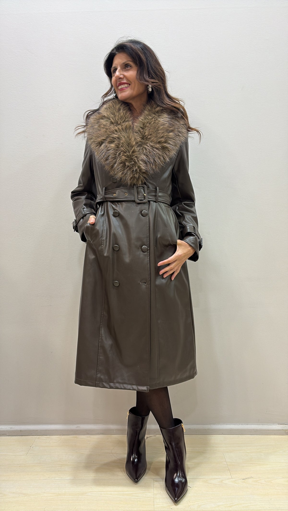Trench ecopelle con collo in pelo Artigli  E 5749