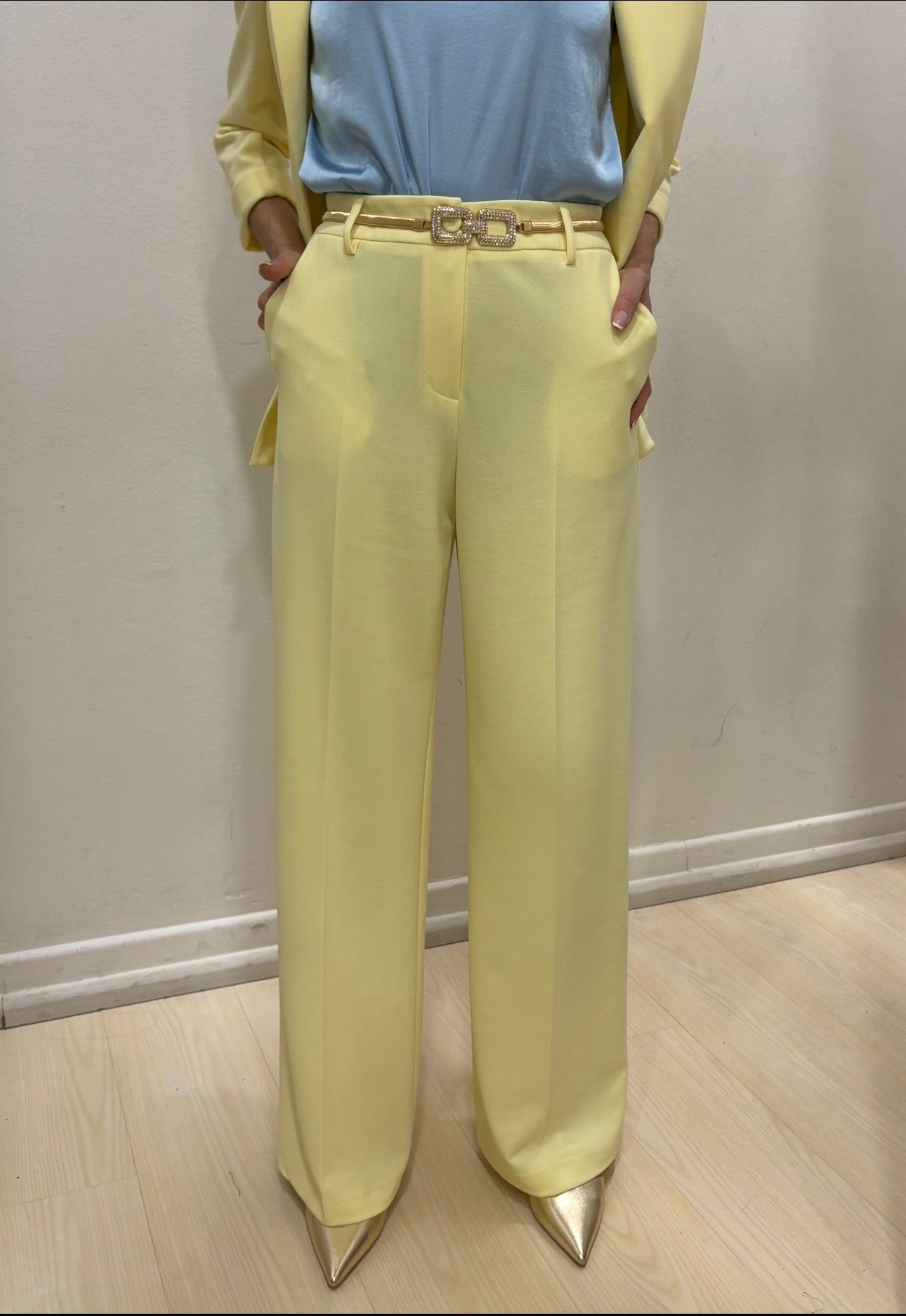 Completo giallo