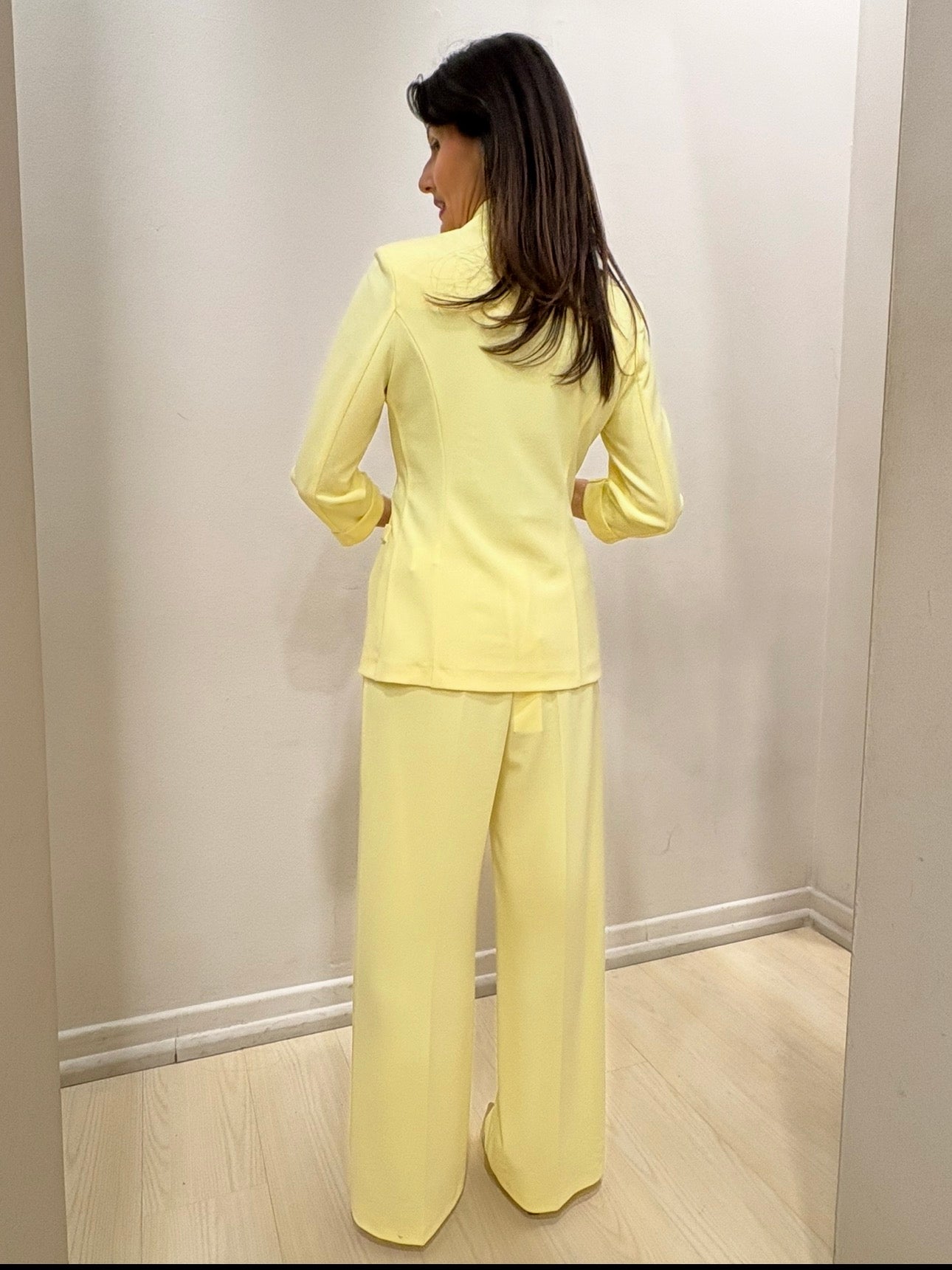 Completo giallo