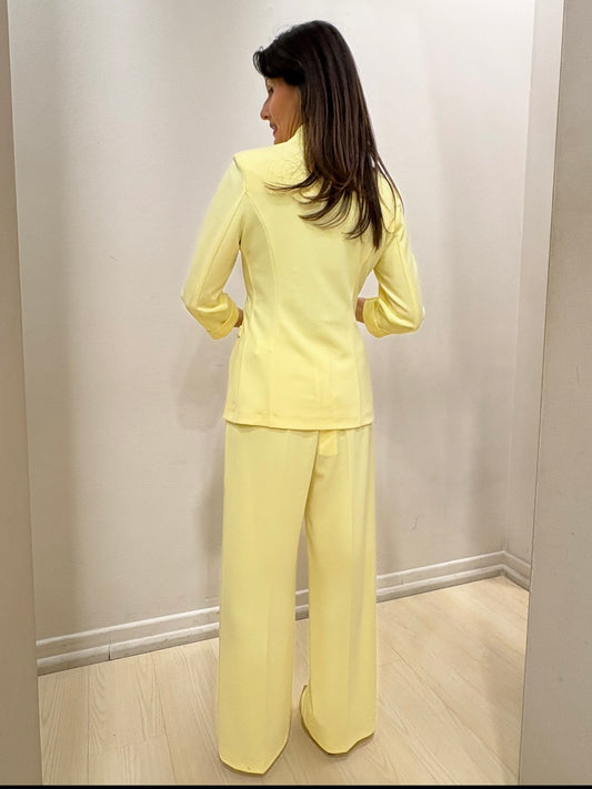 Completo giallo