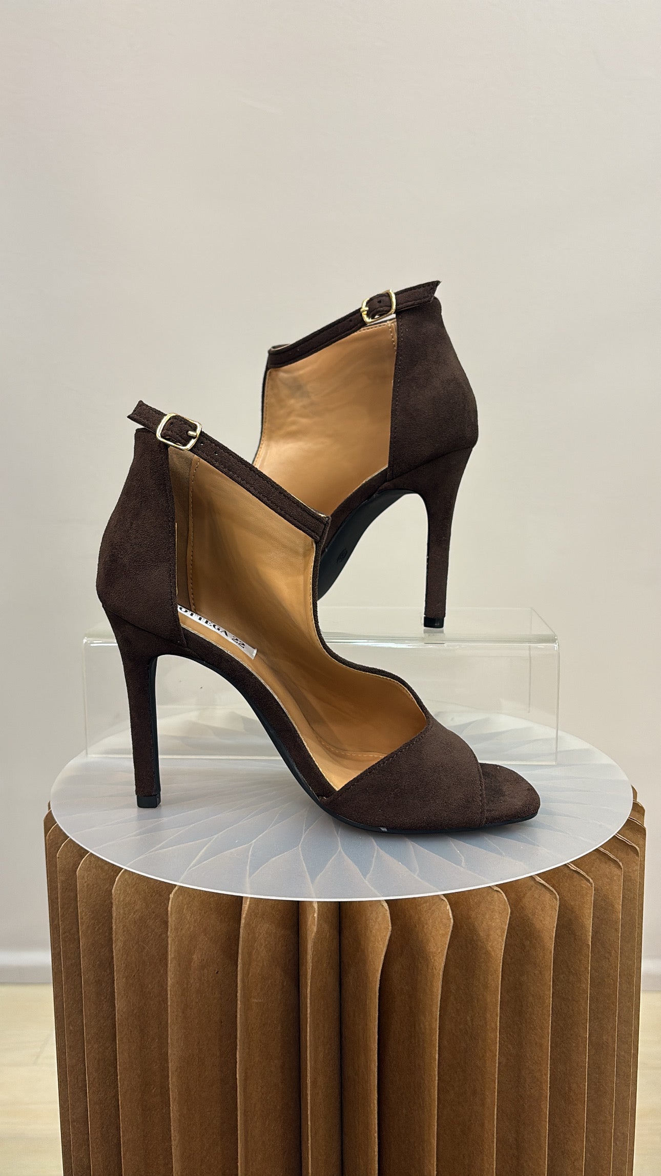 Open toe scamosciato