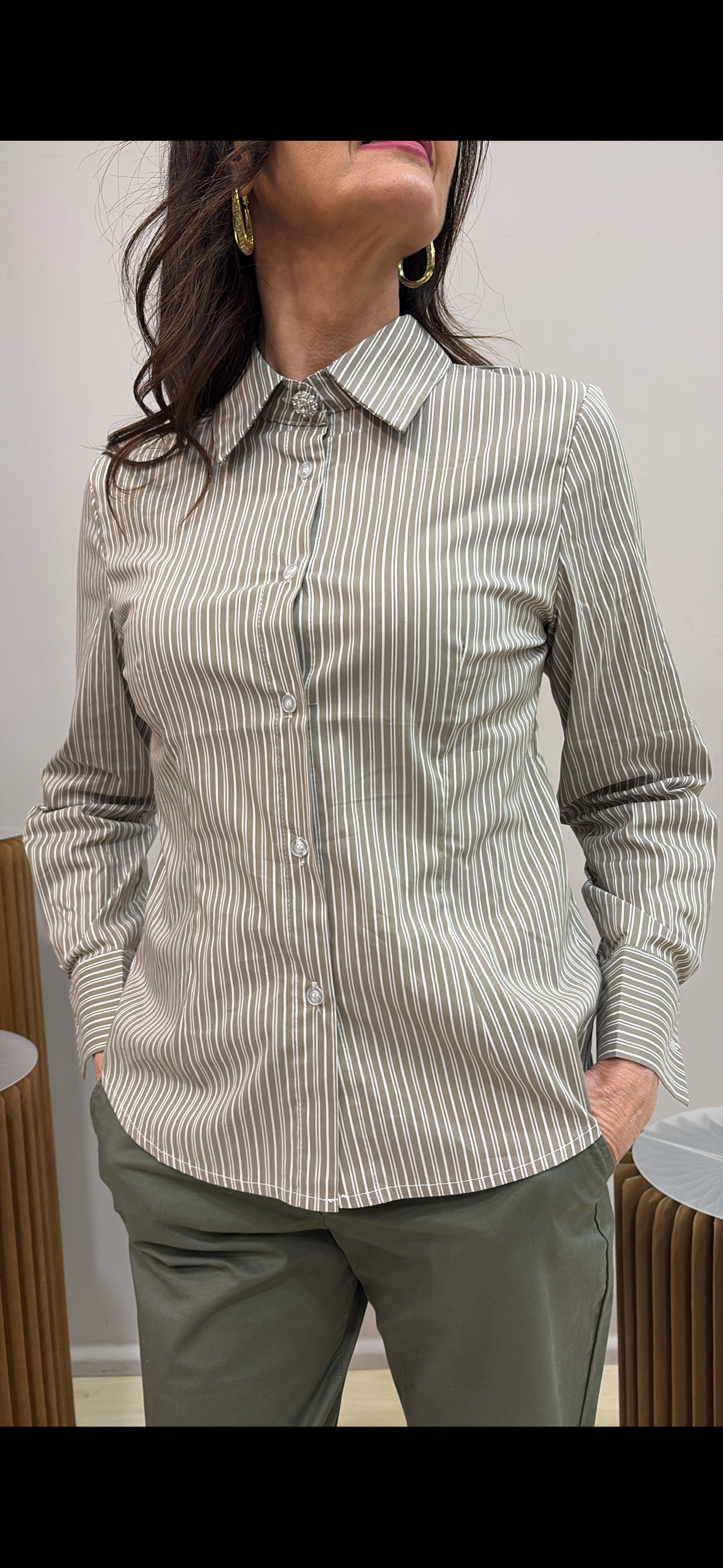 Camicia bottone gioiello
