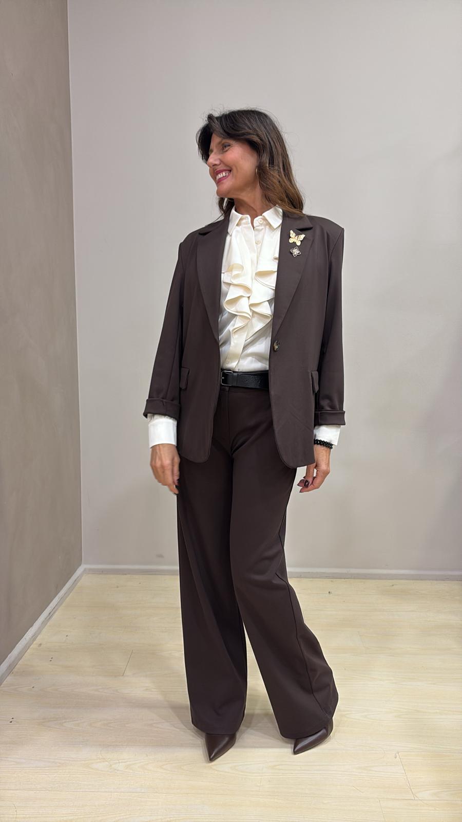 Blazer KIKISIX Punto Milano – Sartorialità con un Tocco Glam